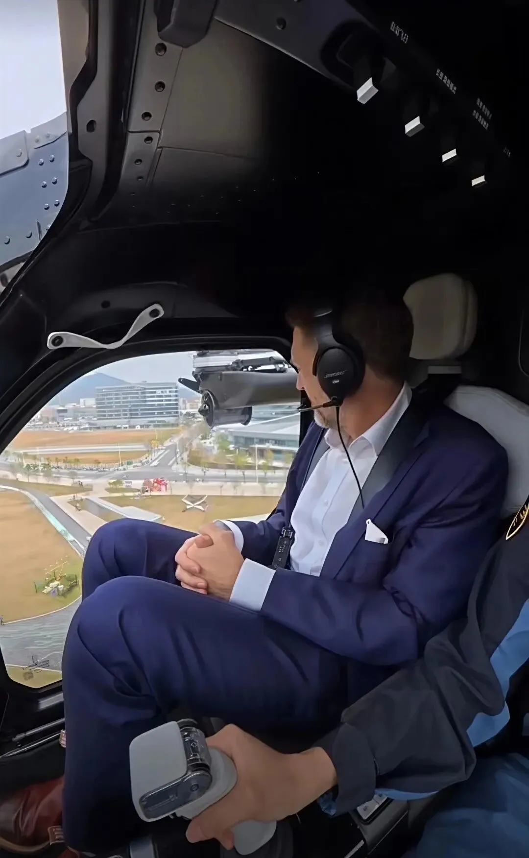 中美eVTOL巨头握手：Joby创始人亲测小鹏汇天飞行汽车，低空经济竞合升级